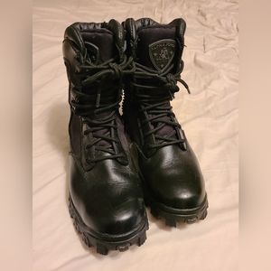 Combat boots